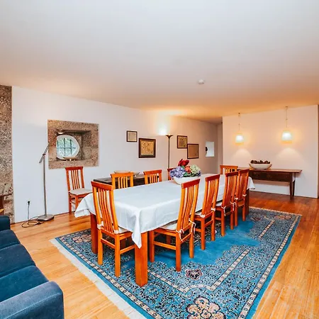 Duplo Com Jardim E Piscina *