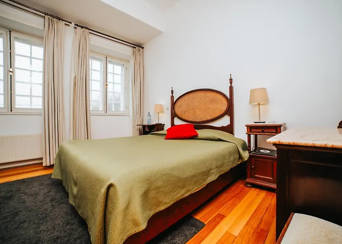 فندق Duplo Com Jardim E Piscina *