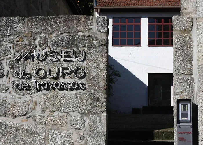 فندق Duplo Com Jardim E Piscina